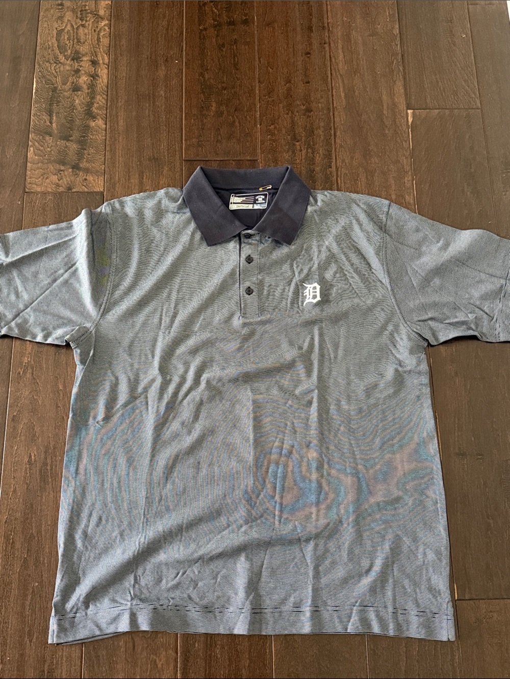 NWOT Cutter & Buck Blue Detroit Tigers Golf Polo with Contrast Collar